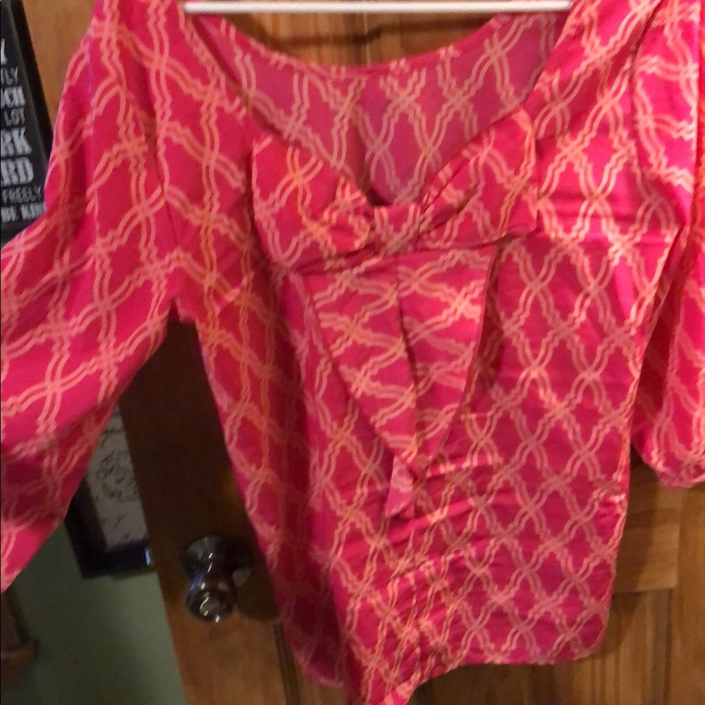 Size medium top